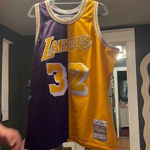 Lakers split jersey